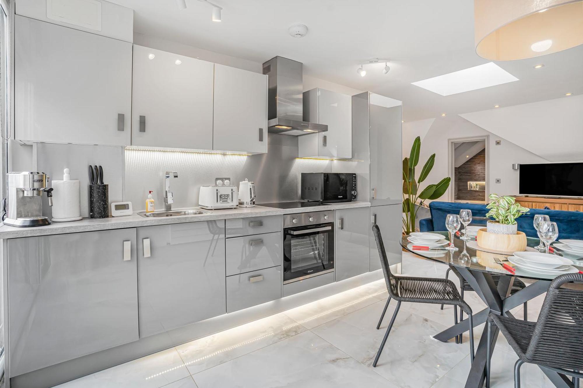 Stylish Apartments London Near Wembley Stadium エクステリア 写真