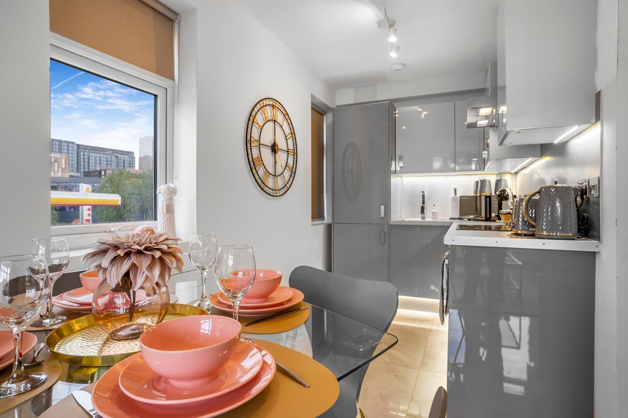 Stylish Apartments London Near Wembley Stadium エクステリア 写真