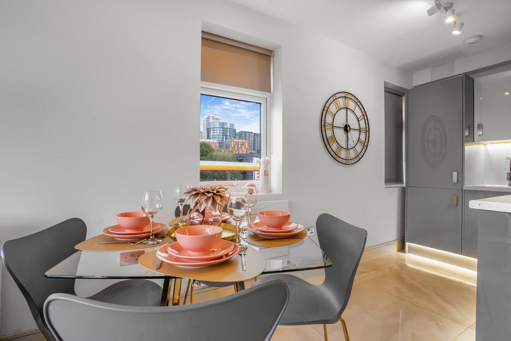 Stylish Apartments London Near Wembley Stadium エクステリア 写真